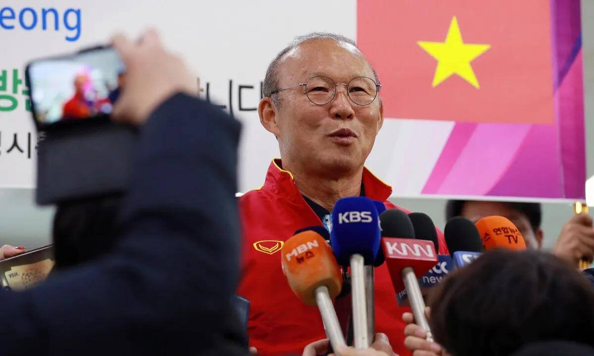 「巴西男足」(巴西男足主教练)