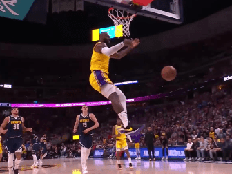 詹姆斯体重？詹姆斯认为自己还没有做到更好，NBA的第一个三双纪录保持者是奥尼尔