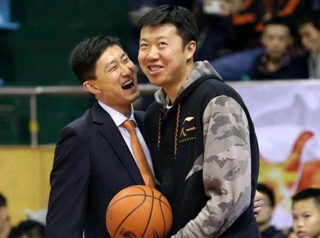 王治郅nba：成为中国球迷心中的英雄，刘炜是广东队在CBA的内线得分王