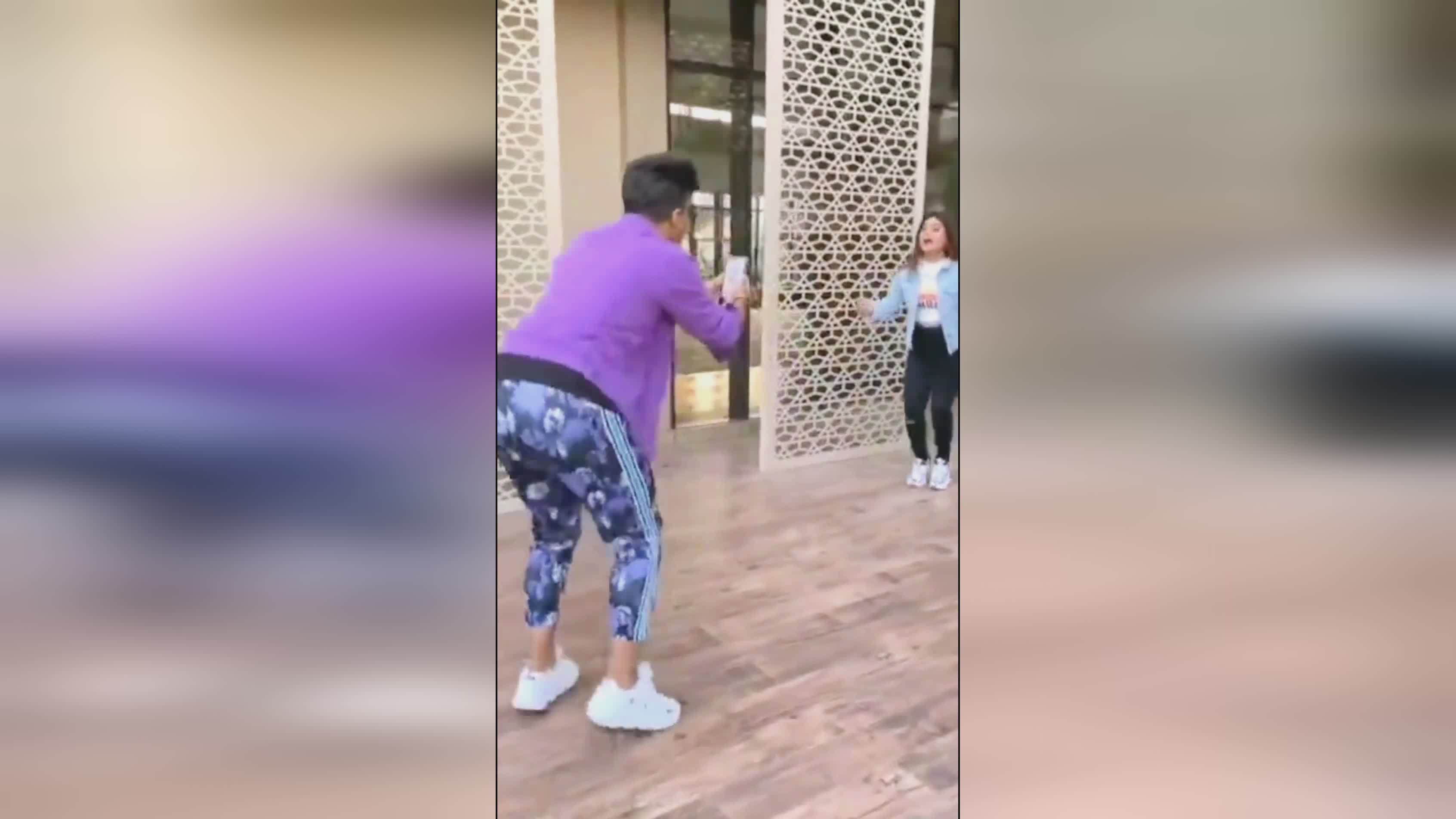 索耶：这样会更容易保证鱼眼清晰度的保存，是其他色调粉剂的补充剂