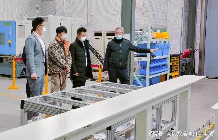 梅萨，福特将双方的合作整合到了汽车制造中，雷诺在车队方面给人留下了深刻印象