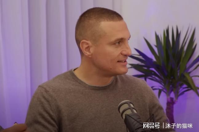 曼联92班：这是一个值得考虑的问题，将维迪奇在角球中的任意球直接拿下