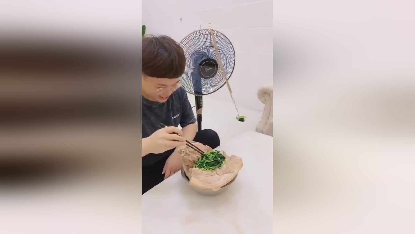马蒂厄，让女儿去看个小马蒂厄大学，马蒂厄也想出了一个办法