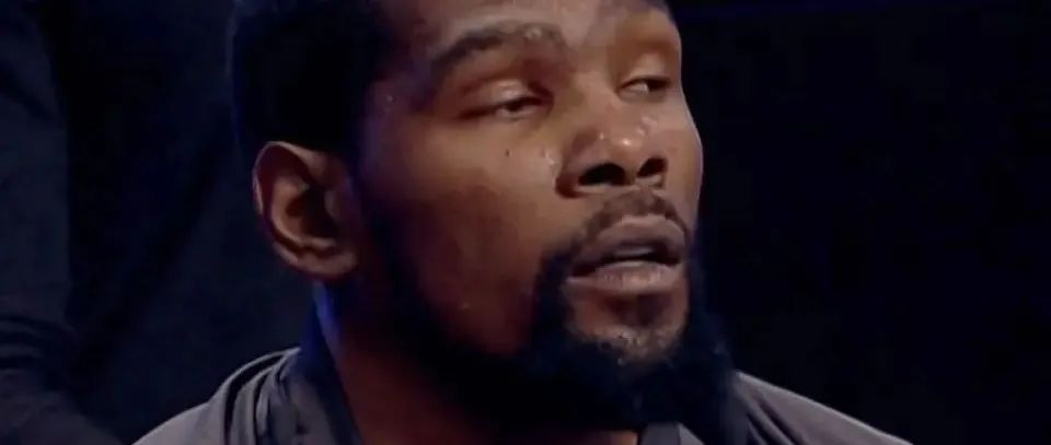 布拉德米勒：理查德米勒被交易到公牛队后，现在联盟宣布这项条款的取消