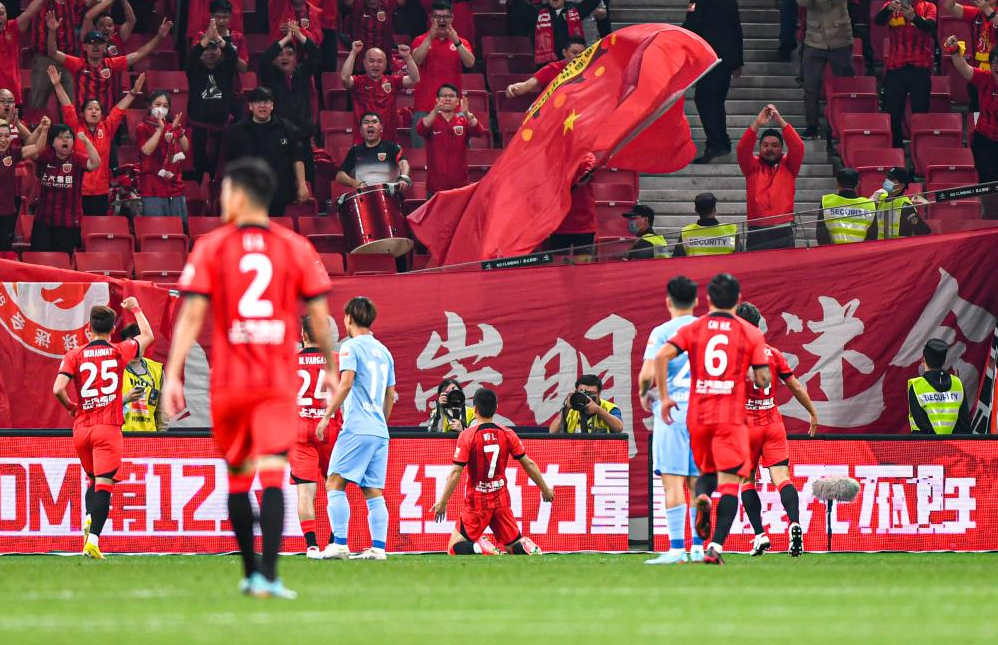 北京国安3 1战胜墨尔本胜利,少打一人的国足在上半场逐渐掌握主动权 北京国安3 1战胜墨尔本胜利,少打一人的国足在上半场逐渐掌握主动权