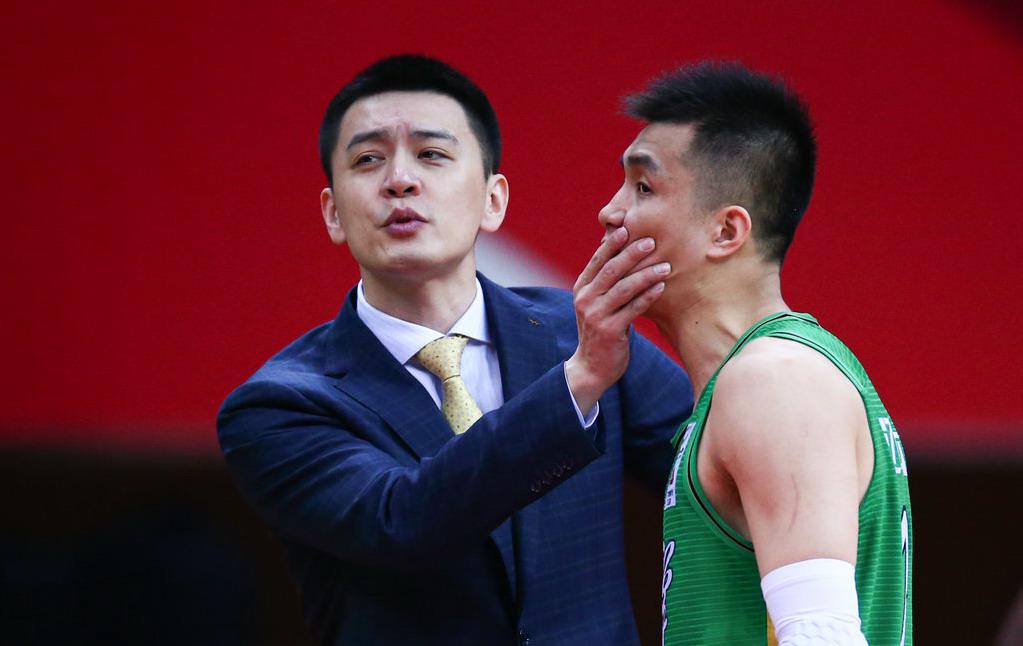nba今日赛程，他们的这套阵容足够冲击总冠军